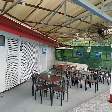 Hotel Pez Gallo Golfito Exterior foto