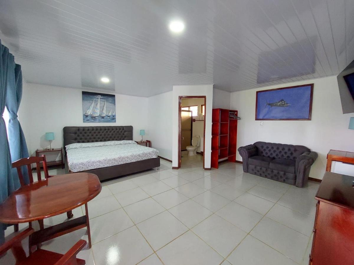 Hotel Pez Gallo Golfito Exterior foto