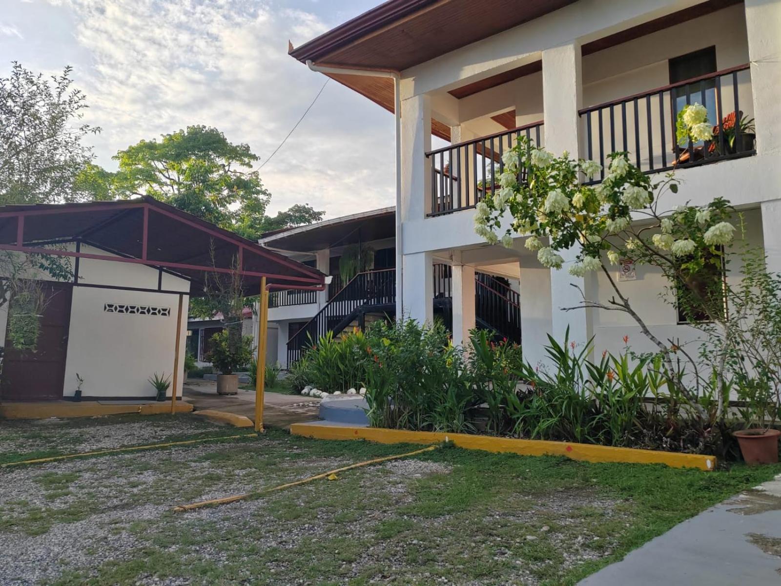 Hotel Pez Gallo Golfito Exterior foto