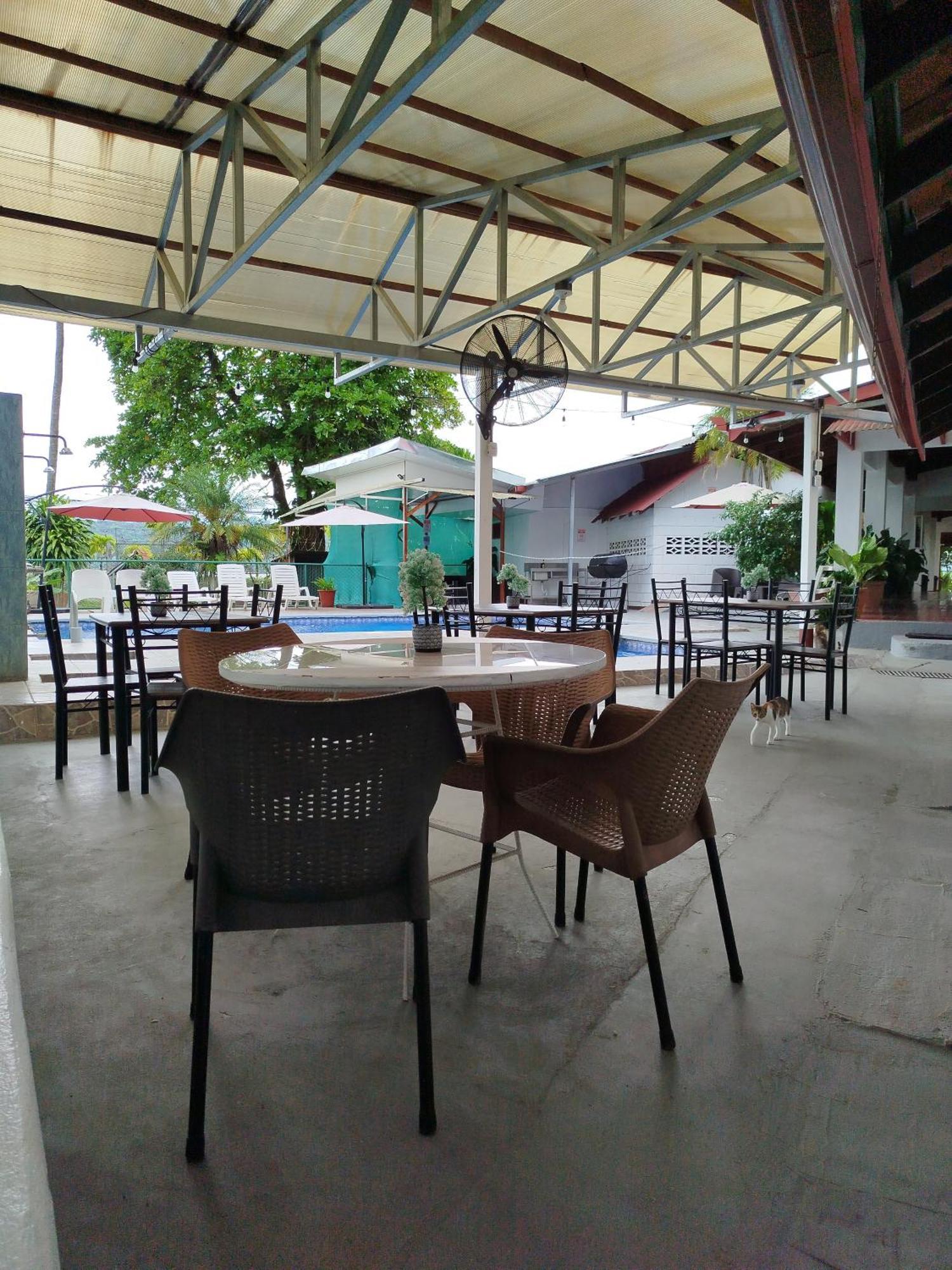 Hotel Pez Gallo Golfito Exterior foto